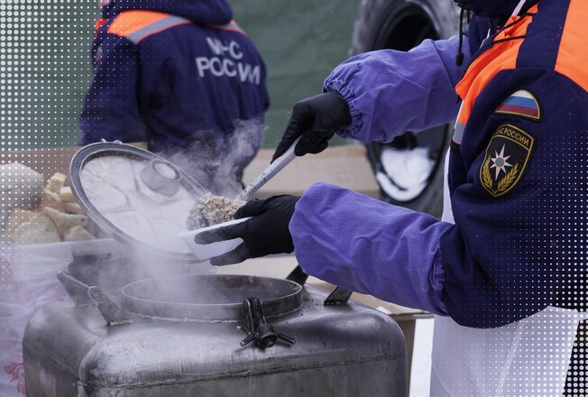 Пожарные машины МЧС в Перми: уникальная спецтехника и один день со спасателями на городской эспланаде