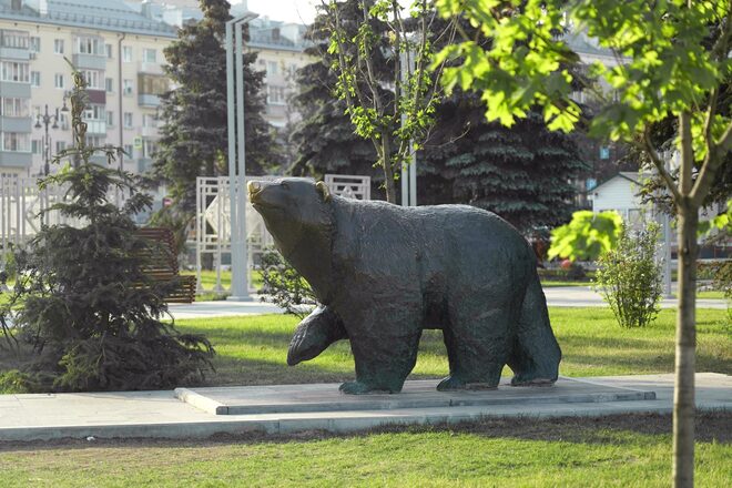 Памятник медведю в Перми: где находится и почему стал символом города
