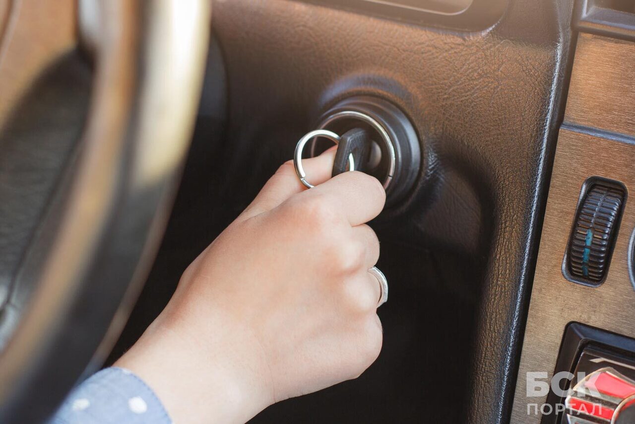 Как разобрать ключ зажигания при его поломке?