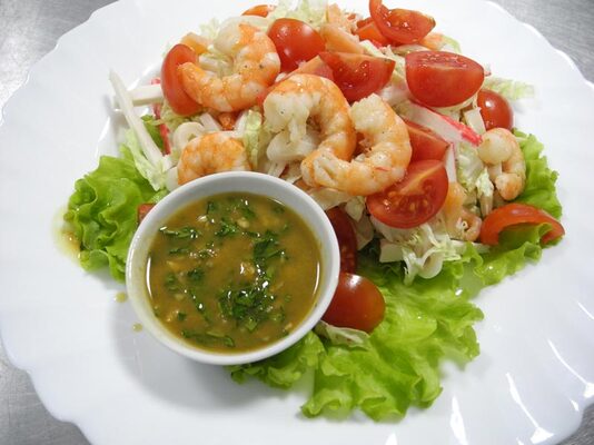 Вкусный салат Морской коктейль - рецепт салата