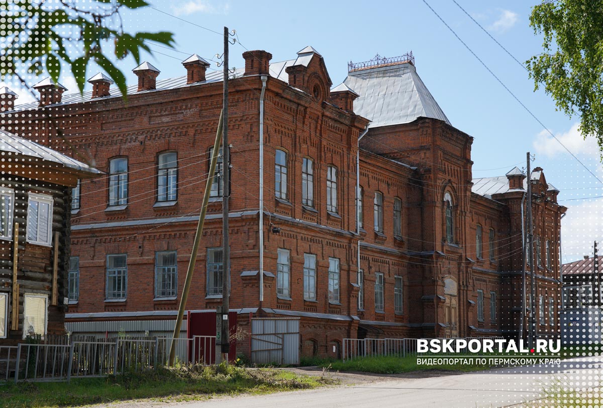 Историческая кирпичная архитектура Чердыни