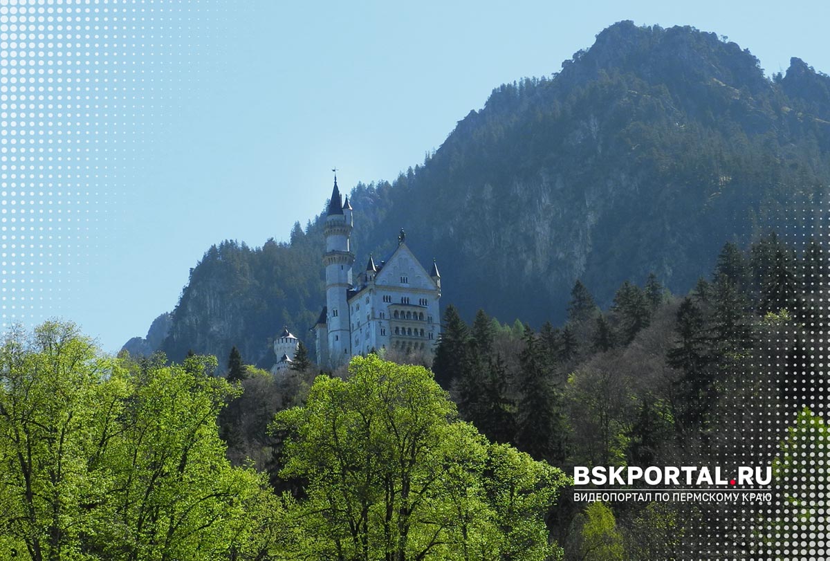 Почему Нойшванштайн называют замком Диснея